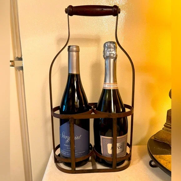 Vintage-Style Brown Metal Bottle Carrier - Picture 6 of 8